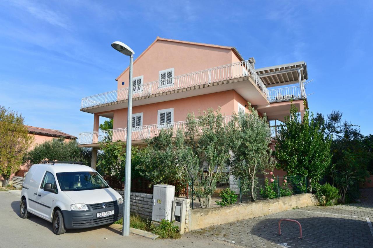 Apartments Martina Vodice Zewnętrze zdjęcie