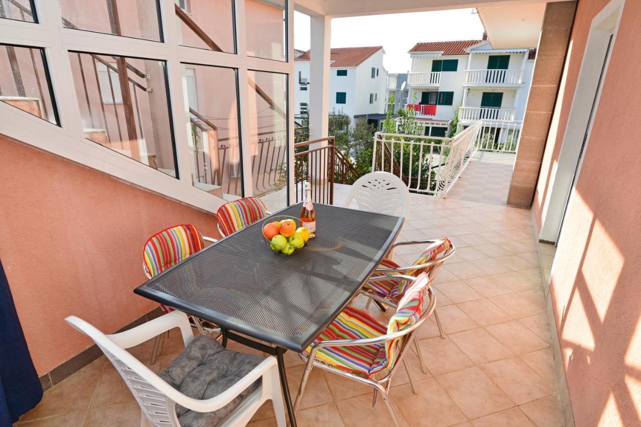 Apartments Martina Vodice Zewnętrze zdjęcie