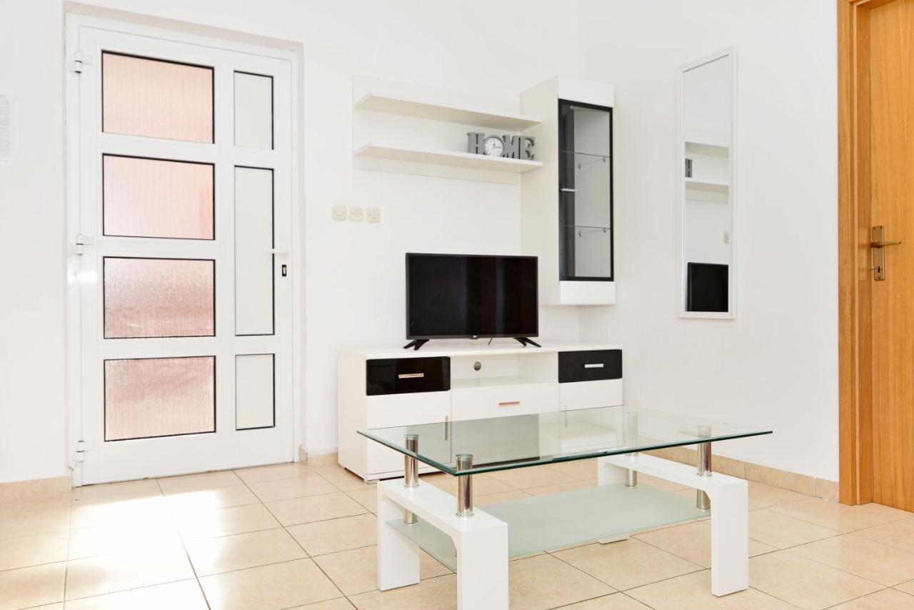 Apartments Martina Vodice Zewnętrze zdjęcie